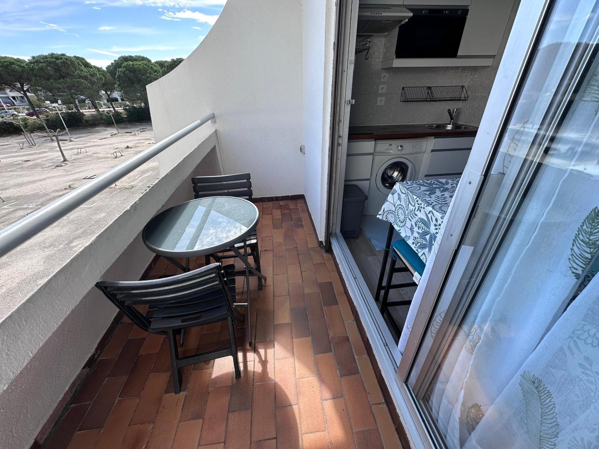 Beau Studio Climatise En Bord De Mer Et Wi-Fi Le Grau-du-Roi Εξωτερικό φωτογραφία